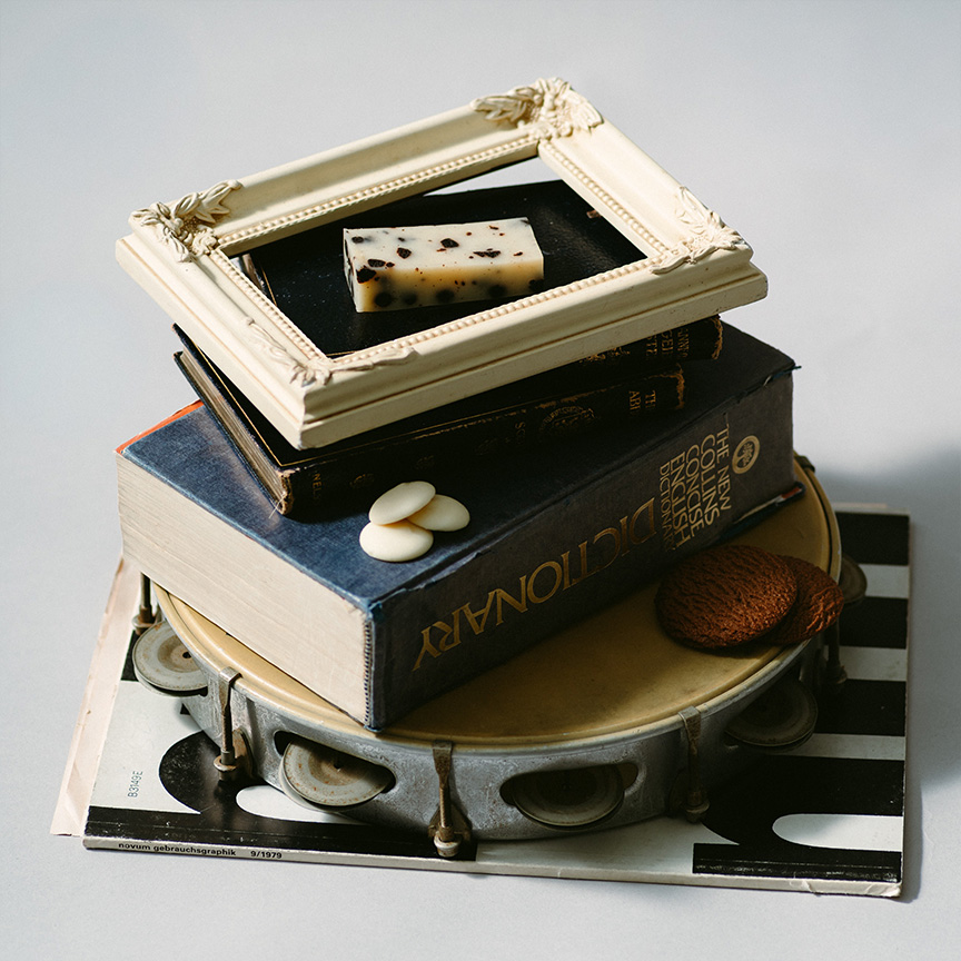 ホワイトチョコレートとクッキーのヨウカンカ